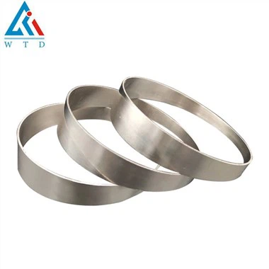 Titanijski rezovi pite od 3 inča