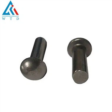 Čvrste zakovice od titana